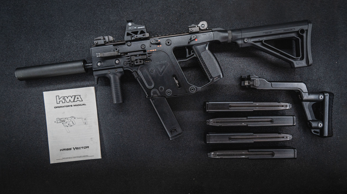 KWA製KRISS VECTORマガジン2本付き 73°W CUSTOMS - KWA KRISS VECTOR GBBR W/ 5 MAGS AND MODS