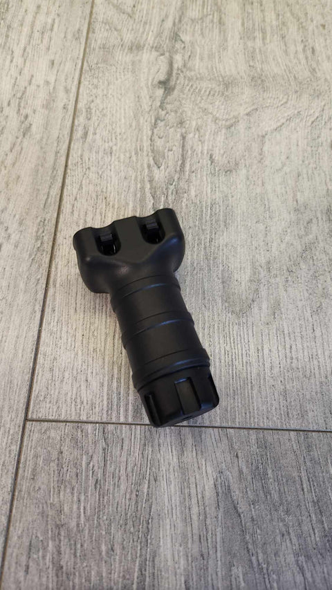 SECOND LIFE - Stubby Vertical Grip - Picatinny