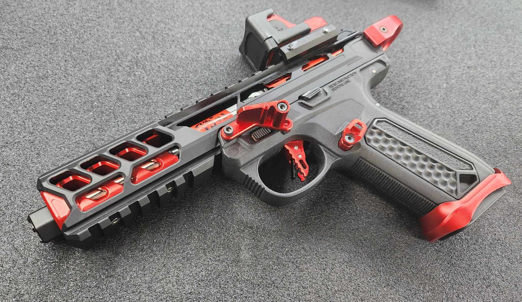 73°W CUSTOM - AAP-01 BLACK/RED CQB UPGRADED KIT – Tact Gearz Airsoft Inc.