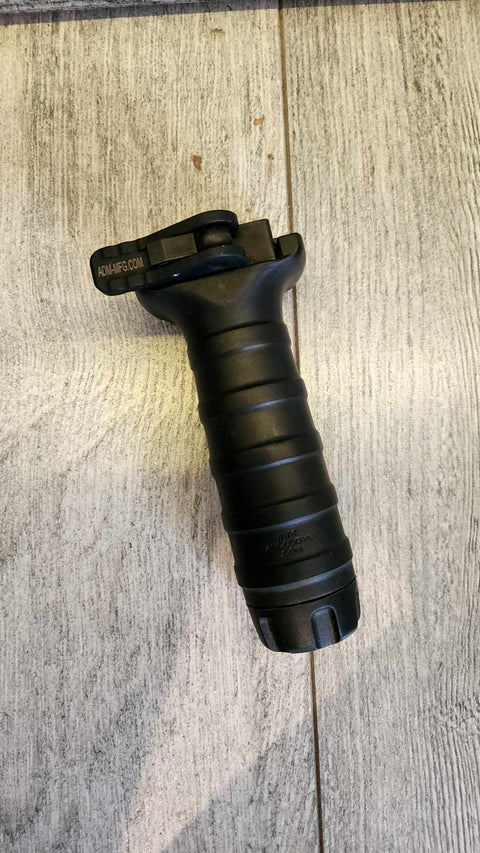 SECOND LIFE - TangoDown QUICK DETACH Vertical Grip