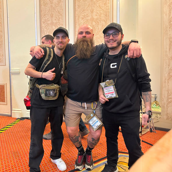 CONNECTING WITH THE BEST.