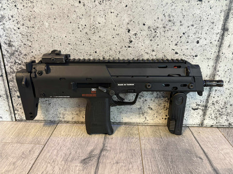 SECOND LIFE - MP7 AEG w/ 4 MAGS