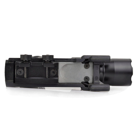 M910A VERTICAL FOREGRIP WEAPONLIGHT