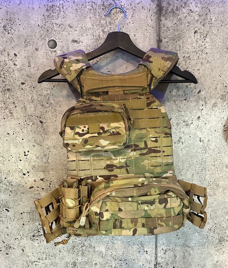 SECOND LIFE - MULTICAM PLATE CARRIER COMPLETE KIT – Tact Gearz Airsoft Inc.