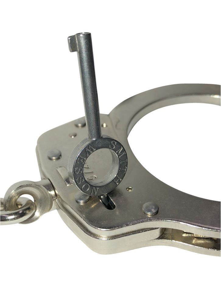 M100-1 CHAIN-LINKED HANDCUFF – Tact Gearz Airsoft Inc.