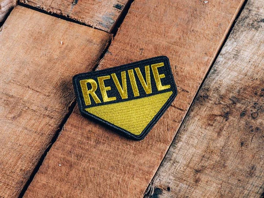 REVIVE PATCH + STICKER – Tact Gearz Airsoft Inc.